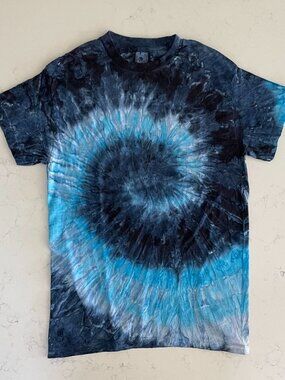 Colortone Casual Boho Tie Dye 100% Cotton SS Crew Neck T-Shirt Hues of Blue Sz S